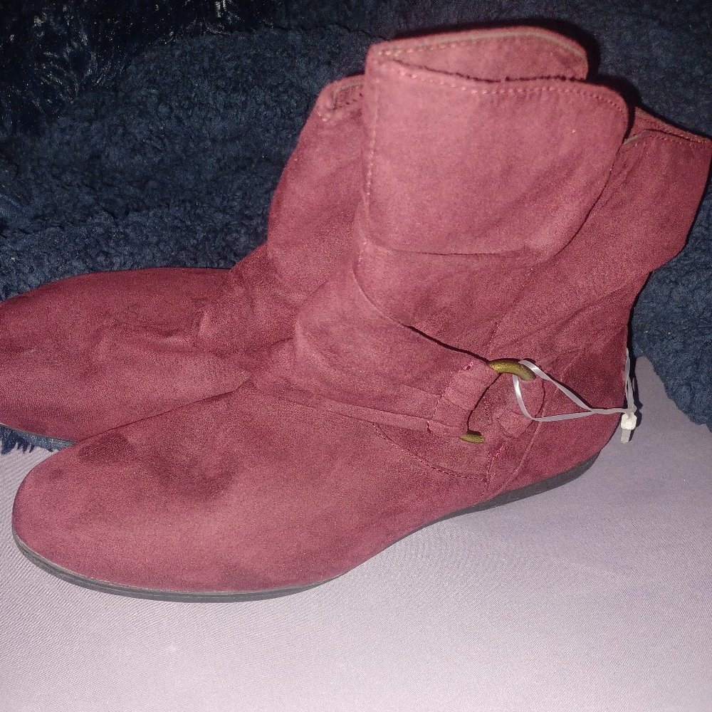 Avenue low boots